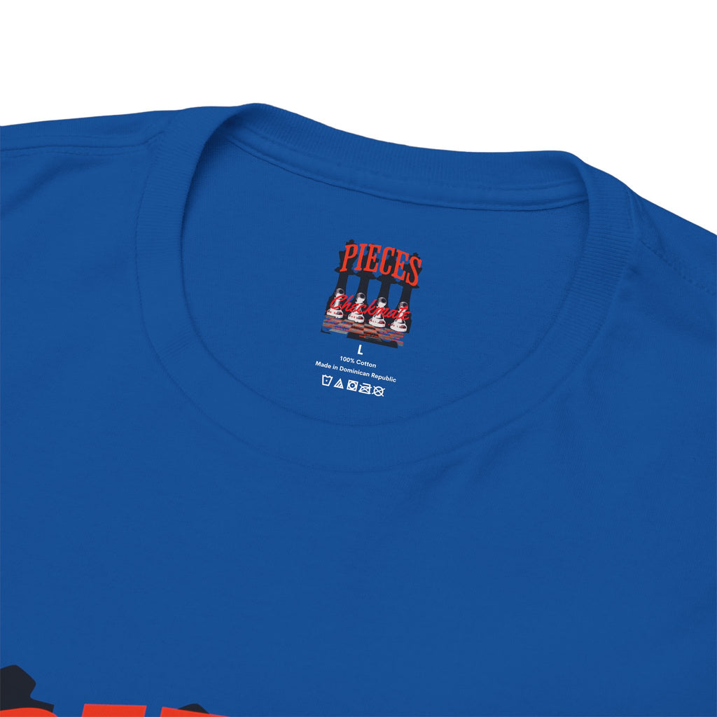 Pieces Chessboard Graphic Tee – "Pieces" Chess Club Vintage Design