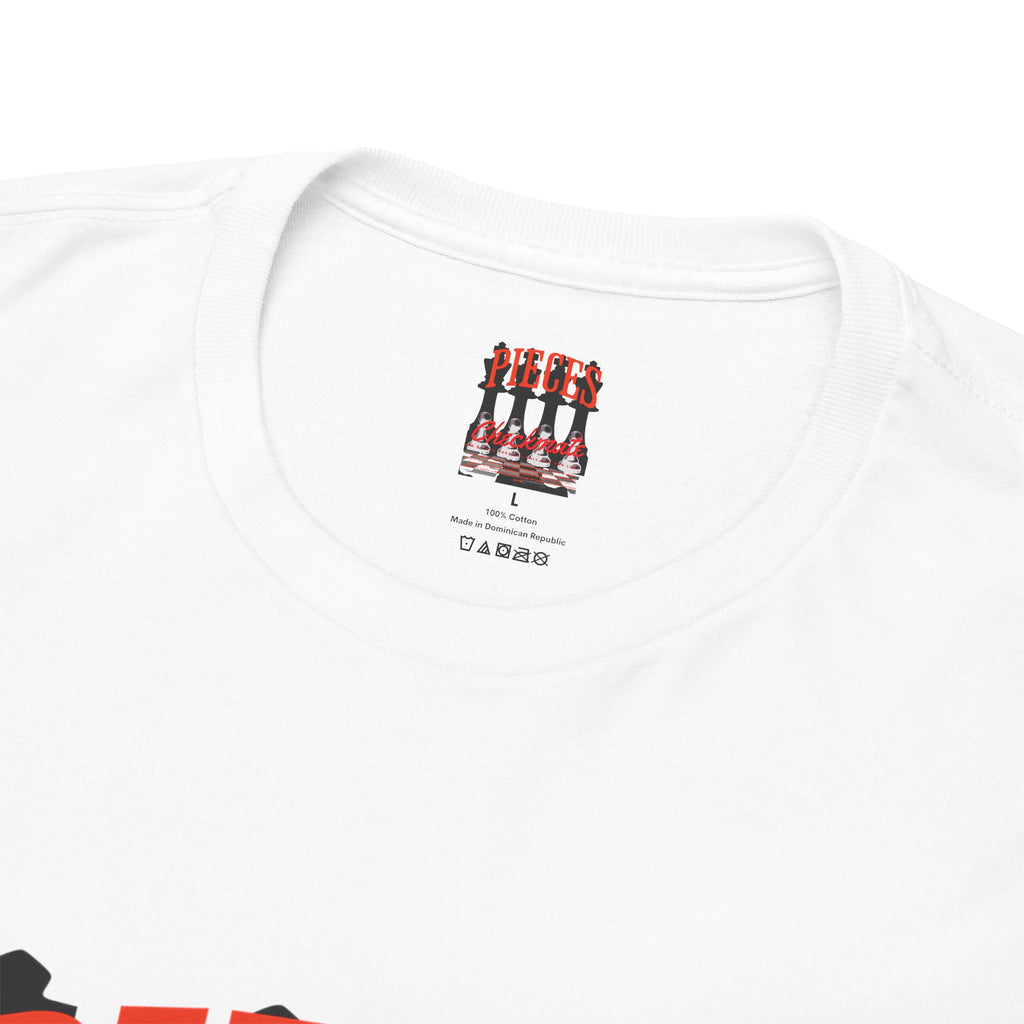 Pieces Chessboard Graphic Tee – "Pieces" Chess Club Vintage Design